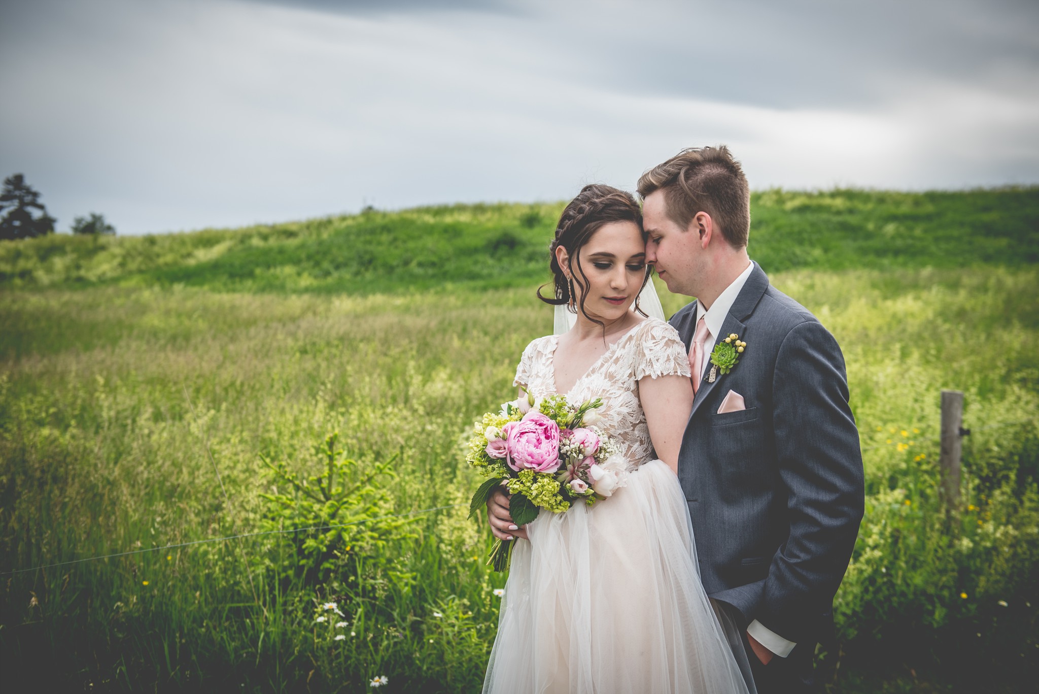 Liz & Isaac : Kelly Hill Farm Wedding